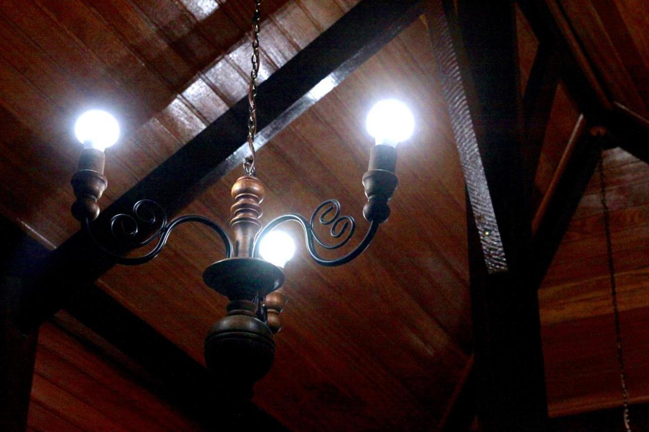 Pousada Alves Sao Bras do Suacui ภายนอก รูปภาพ